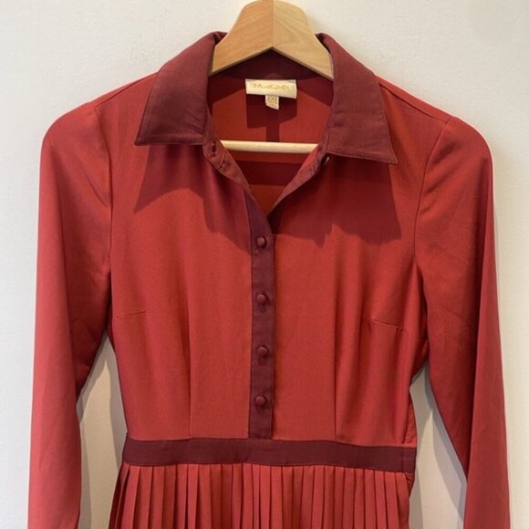 ModCloth Just My Typist Long Sleeve Shirt Dress In Brick pleated skirt sz XXS - Picture 4 of 15